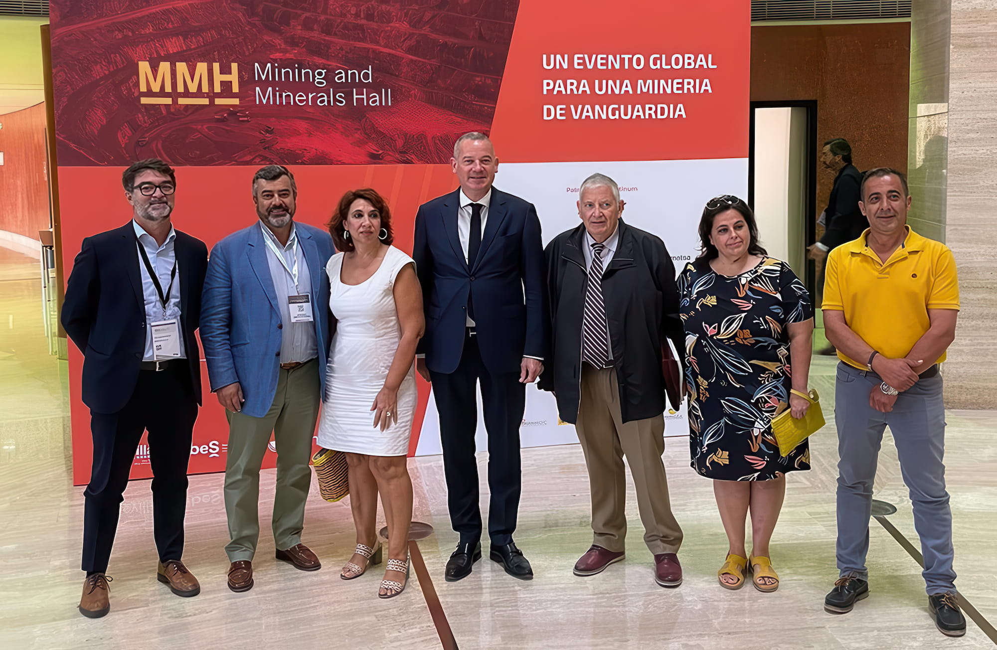 Gonzalo Garcia Sanchez, CEO, Abenójar Tungsten SL (2nd left) with Veronica Garcia Sanchez, mayor of Abenójar (3rd left) and Bernd Schäfer CEO, Managing Director, EIT RawMaterials (4th left) at the MMH in 2022.